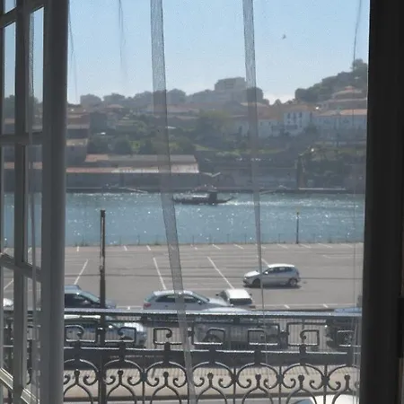 Apartament Tile House *