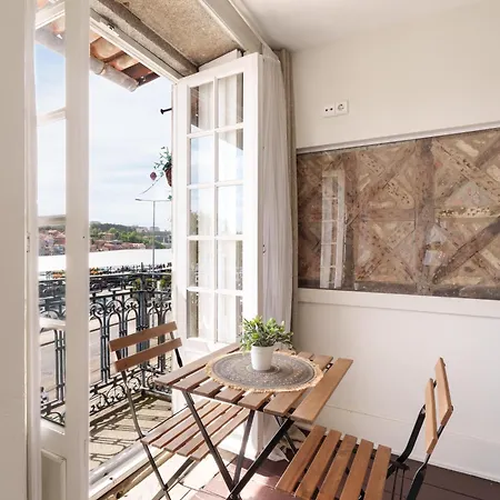 아파트 Viva Tile